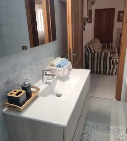 La Casa Del Ponte Holiday home Pogi